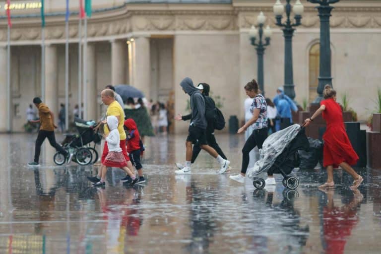 HAOS U SARAJEVU! Klizišta opasno prete, kuće su poplavljene, padavine ne prestaju!