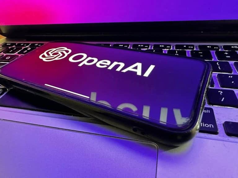 AI koji piše kao čovek: Novi model OpenAI ruši granice kreativnosti!