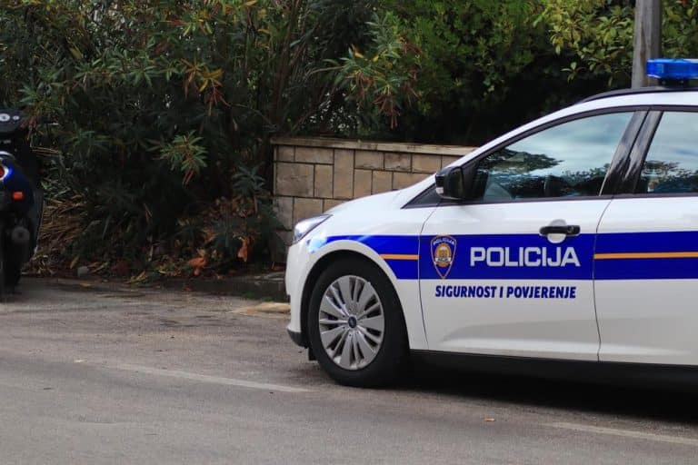 UŽAS U ZAGREBU! Ćerka ubila majku?! Policija na nogama, drama u prestonici!