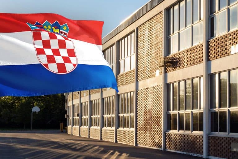 HRVATI ODMAH REŠILI PROBLEM! Nastavnici koji štrajkuju neće dobiti platu!