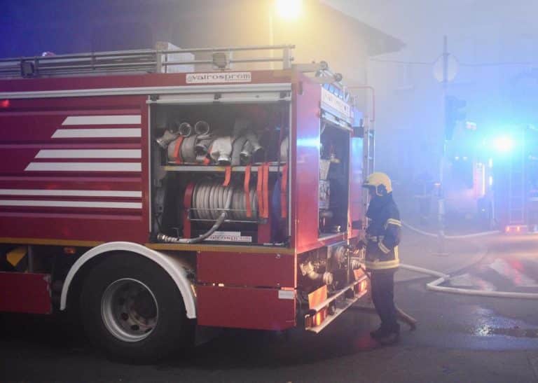 ZA DVA DANA TRI POŽARA, JEDNA OSOBA POVREĐENA I JEDNA OSOBA STRADALA: Užas na teritoriji Užica i Bajine Bašte