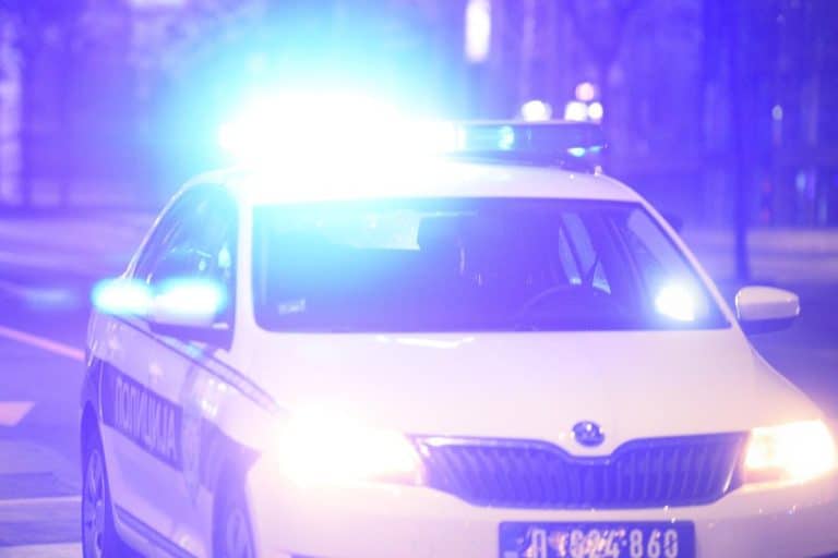 MALOLETNICI BRUTALNO PREBILI MUŠKARCA (56) KOD PANČEVAČKOG MOSTA Četvorica uhapšena – tukli čoveka pa ga opljačkali