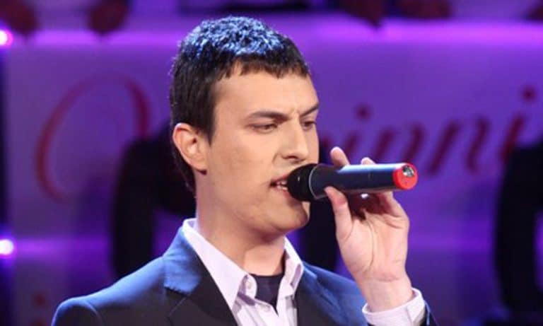 GDE JE DANAS DARKO MARTINOVIĆ? Pobedio u Zvezdama Granda, doživeo tragediju, otkrio da nije potpuno slep, a sada…