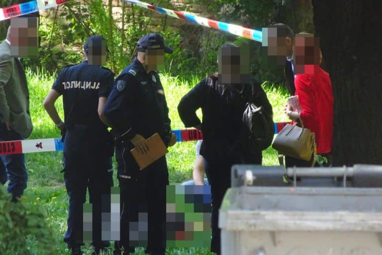 “ČETVORICA SU GA JURILA, PA UBILA NAOČIGLED DECE KOJA SU BILA U PARKU” Očevici o jezivom zločinu na Konjarniku, isplivali jezivi detalji!