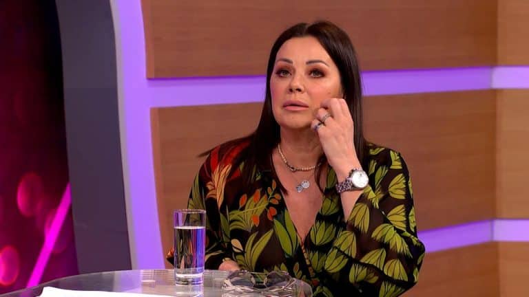 VODITELJKA PRODAVALA ZLATO DA BI SINOVIMA KUPILA ODELO ZA MATURU: Sama je finansirala lečenje majke, a o njenom problemu je samo znao jedan čovek