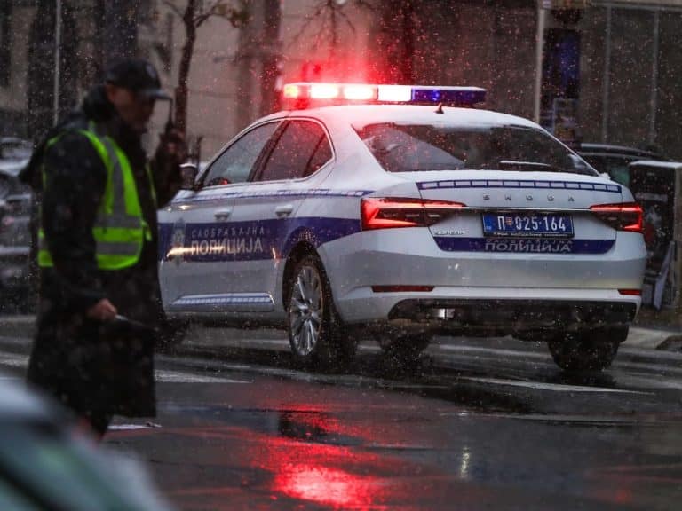 KORAK KOJI ZNAČAJNO SMANJUJE RIZIK DA DOŽIVITE FATALNI SUDAR – proverite da li ste vi među onima koji ga preskaču