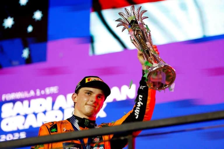 JUGOSLOVENSKI KORENI, LETOVANJE U CRNOJ GORI, DEVOJKA IZ SREDNJE ŠKOLE… Ovo je Oskar Pjastri, nova zvezda Formule 1! Njegova životna priča je pravi hit!