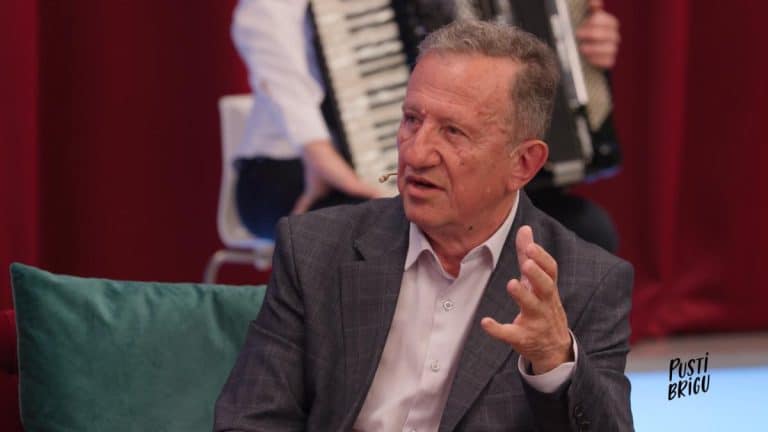 “Rođen sam sa šest prstiju na rukama” Žika Nikolić je decenijama na malim ekranima, a ovaj detalj o njemu niste znali