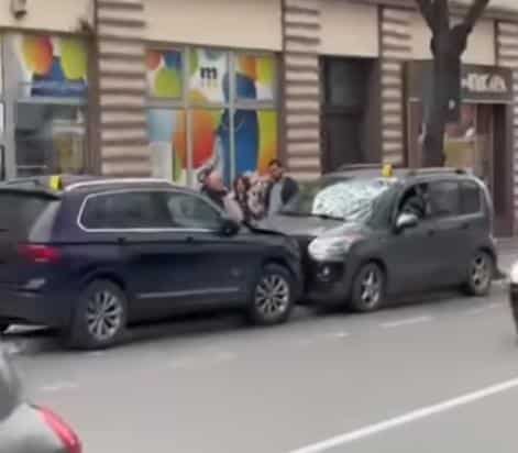 ČEONI SUDAR U PANČEVU Učesnici lakše povređeni (VIDEO)
