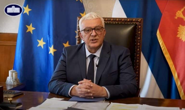 “MAFIJA I POJEDINI POLITIČARI NE ŽELE STABILNU CRNU GORU”: Mandić se oglasio o kamenovanju vozila gradonačelnika Trebinja Mirka Ćurića u Nikšiću