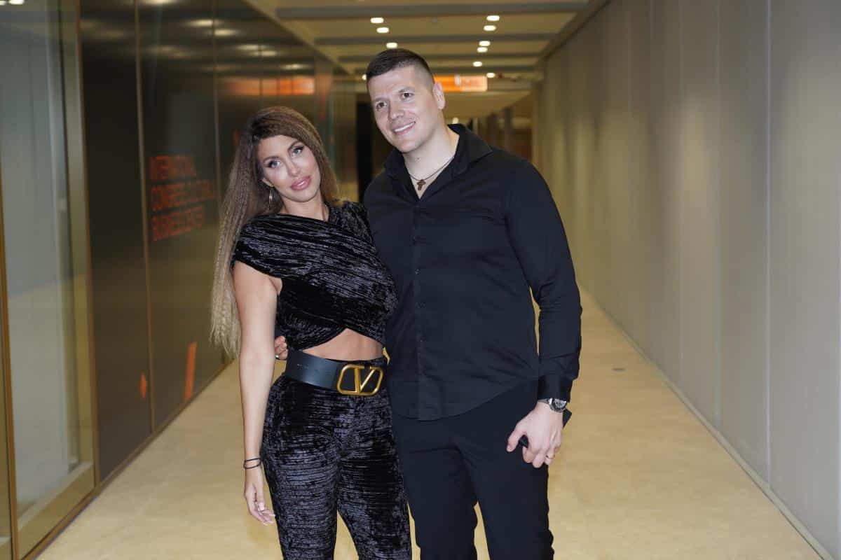 SLOBA I JELENA SPASILI ŽENU SA DETETOM! Našli je u napuštenom objektu kod Pančevačkog mosta: Pevačeva žena se oglasila: Ne želi da se vrati tamo odakle je…