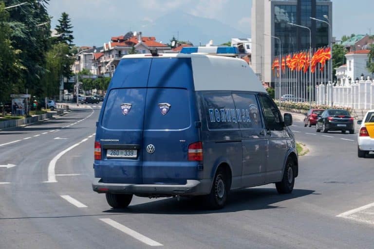 IMA RANJENIH: Pucnjava na pijaci u Skoplju, sukobile se dve grupe!