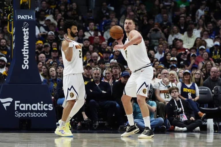 NBA LIGA SE OGLASILA O MVP TROFEJU! Spomenuli Nikolu Jokića, pa ga uvrstili u najuži krug favorita za još jedno priznanje!