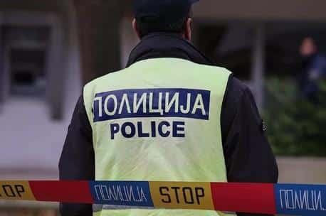 MALOLETNIK KRIJUMČARIO MIGRANTE: Šokantno hapšenje na prelazu Bogorodica!