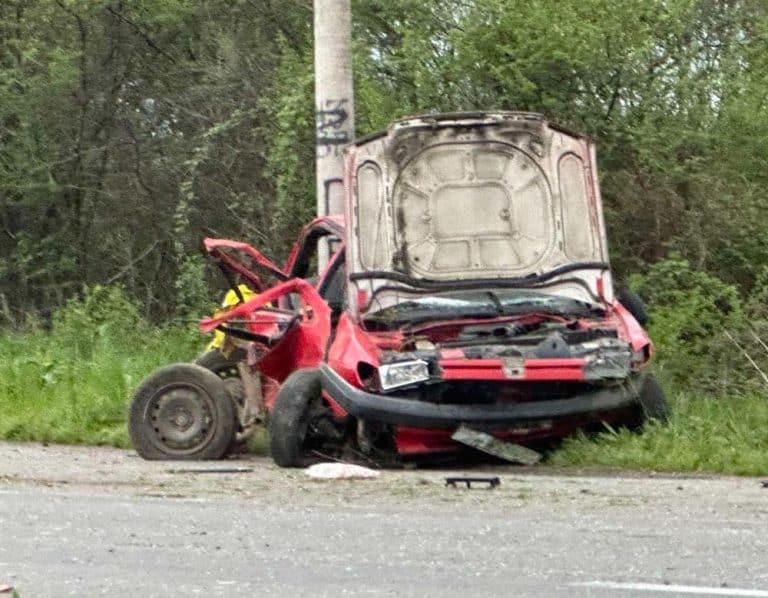STRAVIČNA NESREĆA KOD BRČKOG: Dvoje mrtvih, tri osobe teško povređene (FOTO)