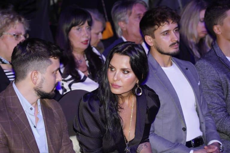 “IZ VILE OD 1000 KVADRATA, PRESELILA SAM SE U STANU OD 35” Elena Karić ogolila dušu, progovorila o braku i burnom životu