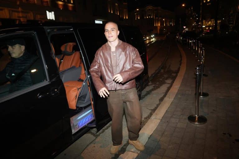 “IMAO SAM INTIMNU SCENU SA STARIJOM ŽENOM” Vojaž ne skriva simpatije prema Editi, šokirao sve, evo šta je rekao za pevačicu… Spomenuo i Sergeja Trifunovića