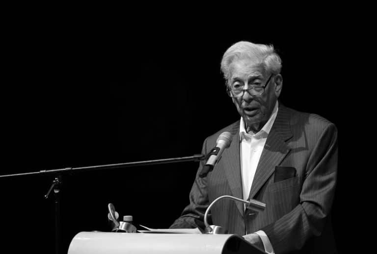 PREMINUO NOBELOVAC MARIO VARGAS LJOSA: Oglasio se sin jednog od najvećih imena svetske književnosti
