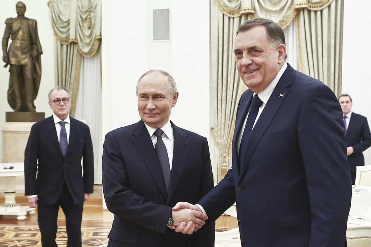VRAĆAM SE U BANJALUKU”: Dodik iz Moskve poručio da u Moskvi “nije zatražio državljanstvo niti bilo šta” – “Došao sam samo zbog sastanka sa Vladimirom Putinom
