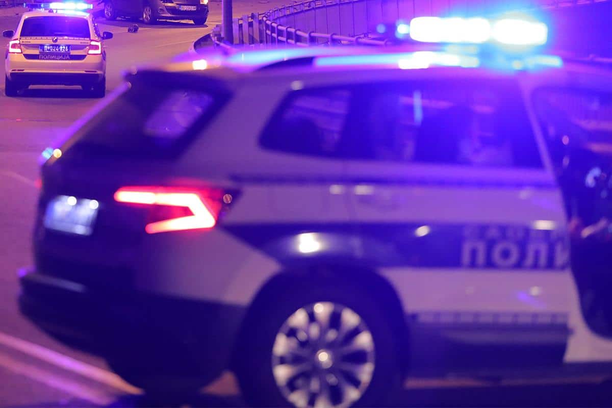 UŽAS U ARILJU: Muškarac gurnuo bivšu ženu sa terase, dete sve gledalo! Policija uhapsila nasilnika