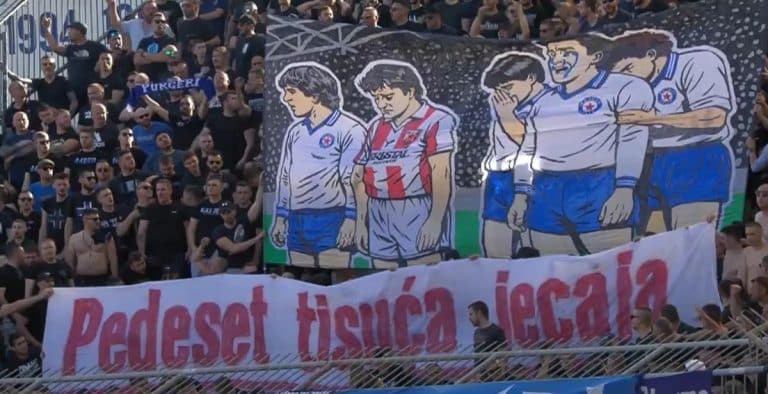 NAVIJAČI DINAMA PROZVALI CRVENU ZVEZDU! Sa hrvatskog derbija još jedna provokacija na srpski račun (FOTO)