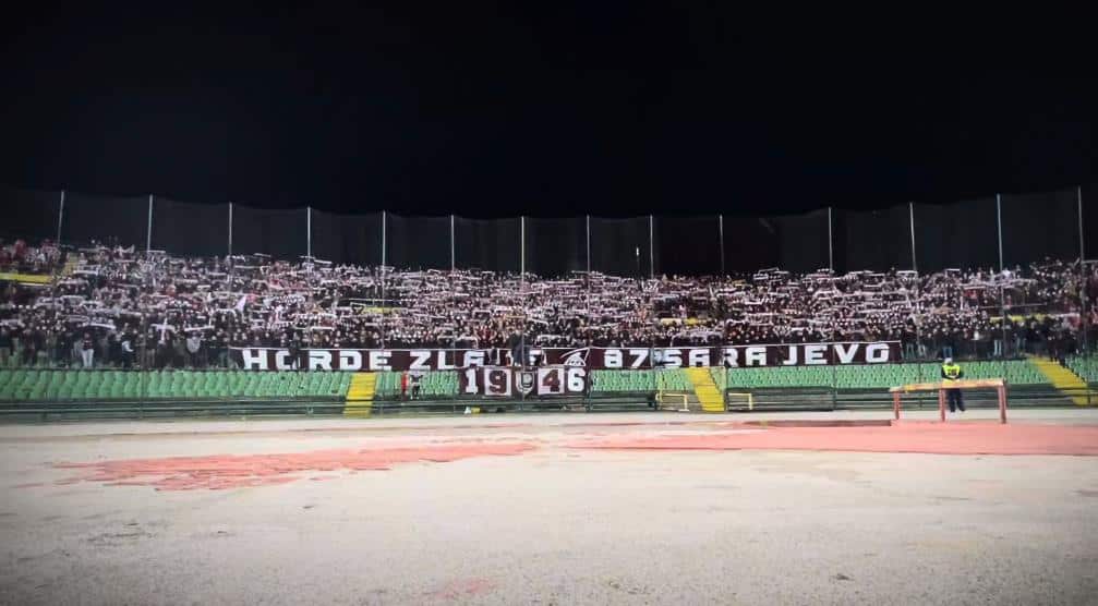 “ZBOG MALVERZACIJA NEĆEMO SLAVITI UNAPRED DOGOVORENI TROFEJ!” Burno u komšiluku! Navijači protestuju protiv svog kluba