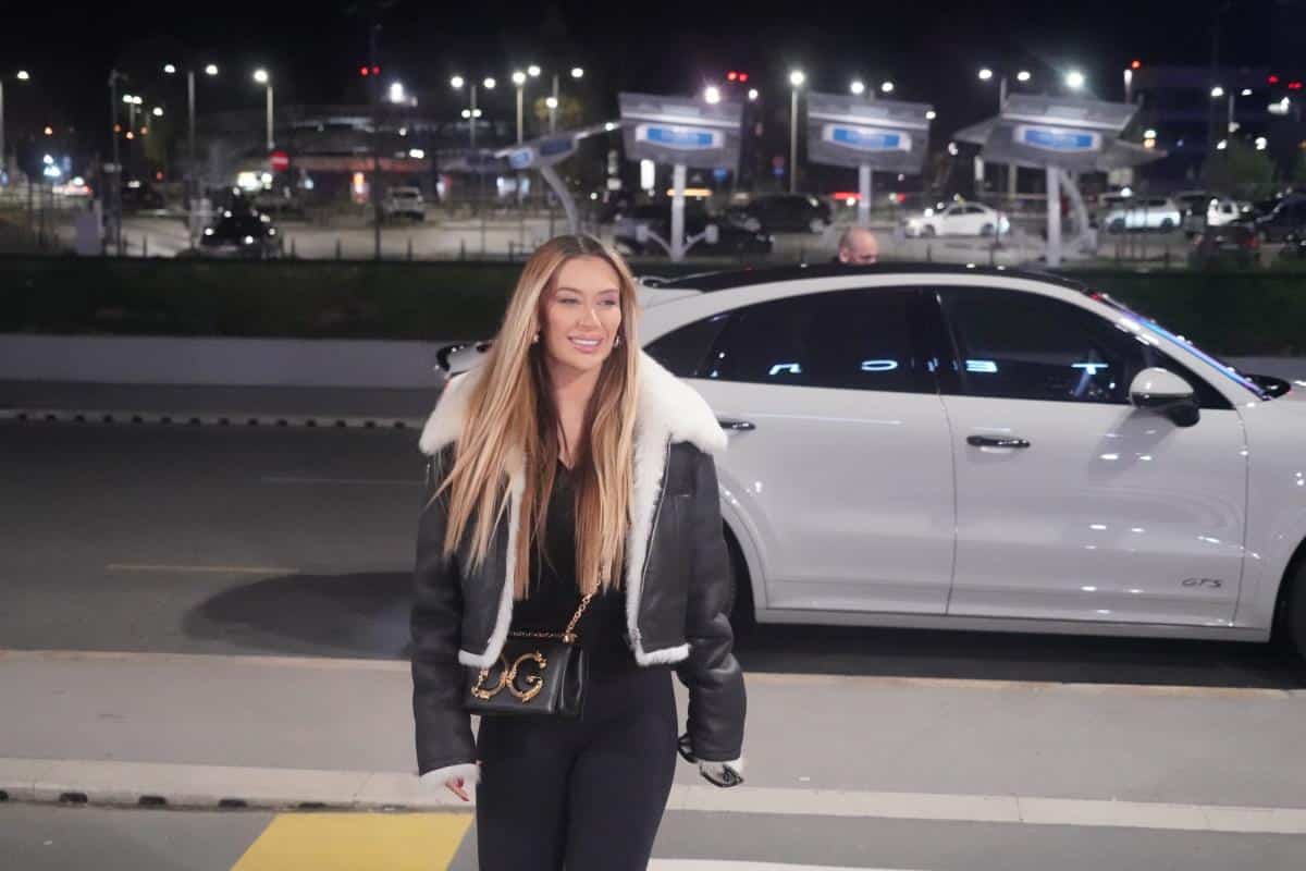 “ODUVEK SAM BILA GOSPOĐA..” Tea Tairović otkrila sve o suprugu Ivanu, priznala da li je trudna, a onda joj je novinar rekao OVO i usledio je ŠOK
