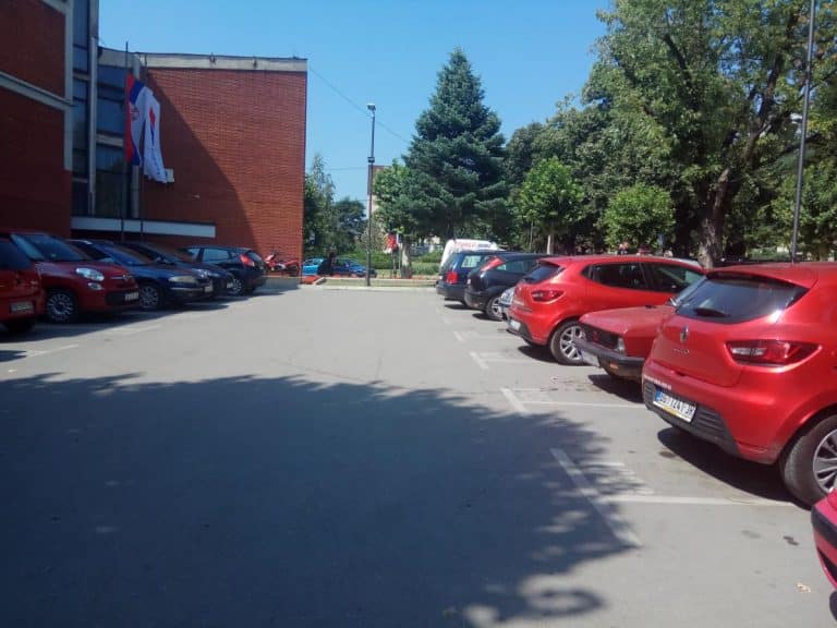 ZA PRVOMAJSKE PRAZNIKE BEZ NAPLATE PARKINGA Dobre vesti za građane Vranja: Evo do kada će važiti