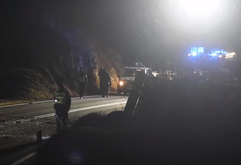 “UDARIO U OGRADU, MAHAO LAMPOM, VOZAČ NIJE STIGAO DA REAGUJE”: Najnovije informacije o katastrofalnoj nesreći u Hrvatskoj! (FOTO)