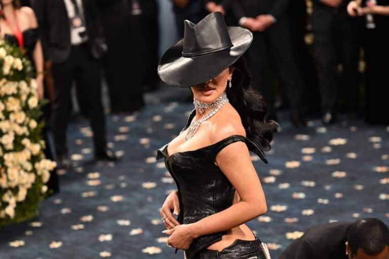 Kim Kardašijan u najužnoj haljini od krokodilske kože koju je svet video: Kad se okrenula ljudima su pale vilice od prizora (FOTO)