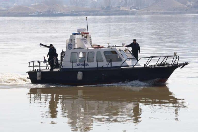 DRAMA NA DUNAVU KOD PANČEVA: Ribar ispao iz čamca, izgubio mu se svaki trag